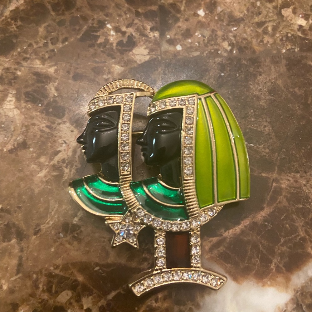 Unique brooch